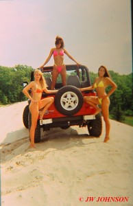 3 Babes on Jeep Ebo