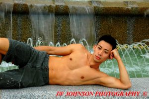 The Fountain and The Hottie